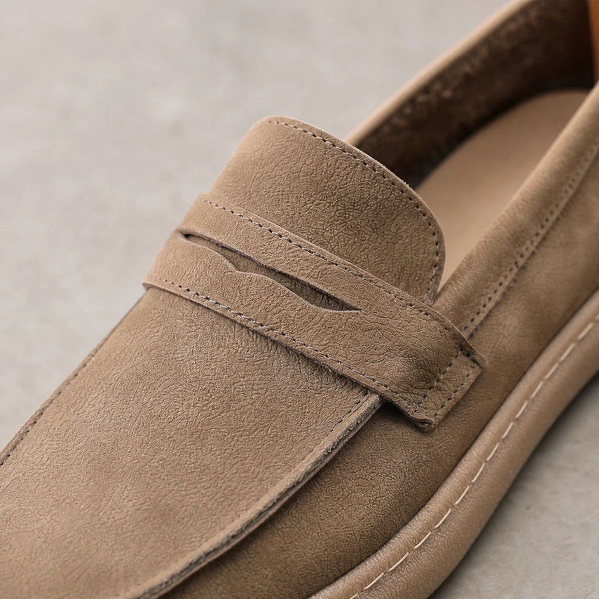 Taupe leren mocassin, voorkant