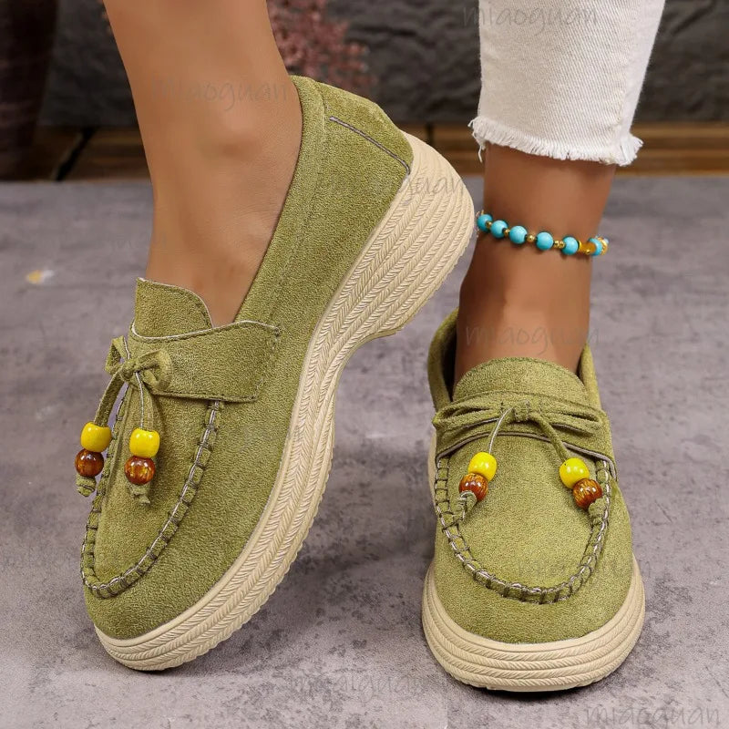 Plateau loafer dames met strik en meerkleurige parels in groen
