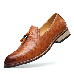 Loafers met kwastjes in gevlochten leereffect, Bruin