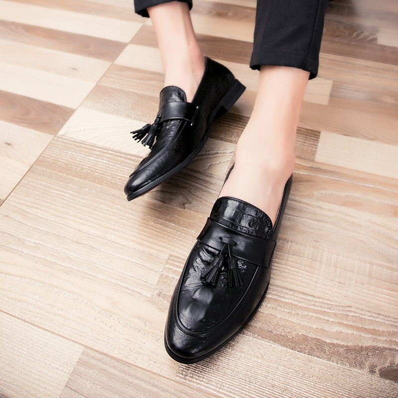 Loafers met kwastjes en krokodillenleer effect
