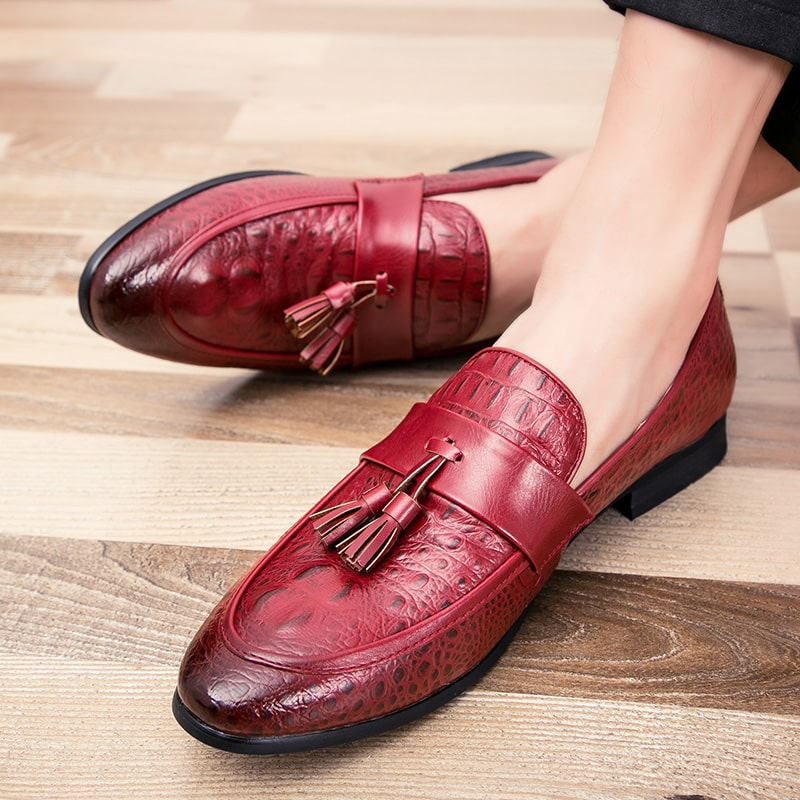 Loafers met kwastjes en krokodillenleer effect