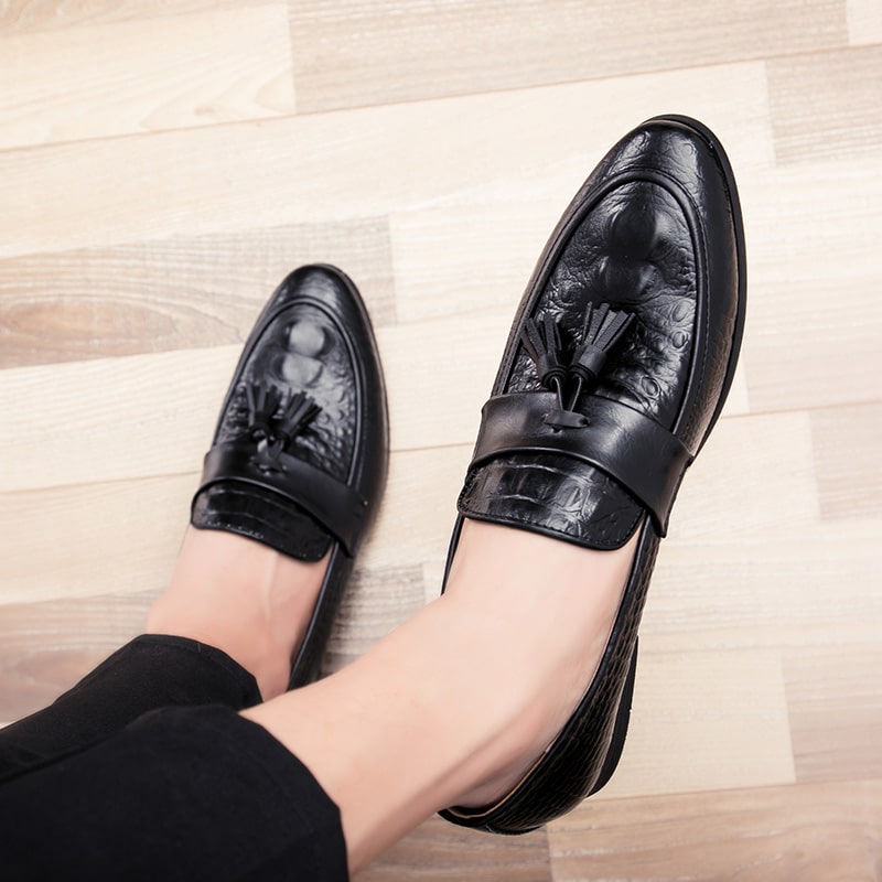 Loafers met kwastjes en krokodillenleer effect