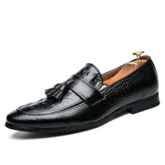Loafers met kwastjes en krokodillenleer effect, Zwart