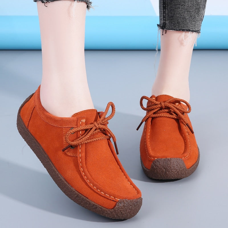 Dames mocassins in suède met veters