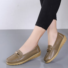 Mocassins met leereffect en metalen gesp voor dames, Groen