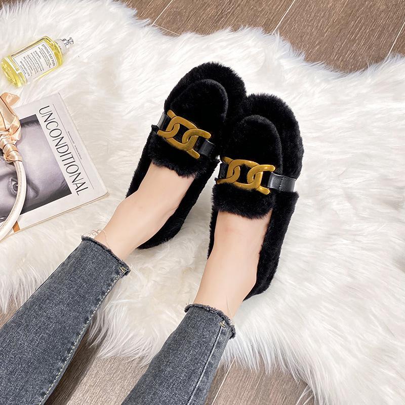 Damesloafers van imitatiewol met ketting