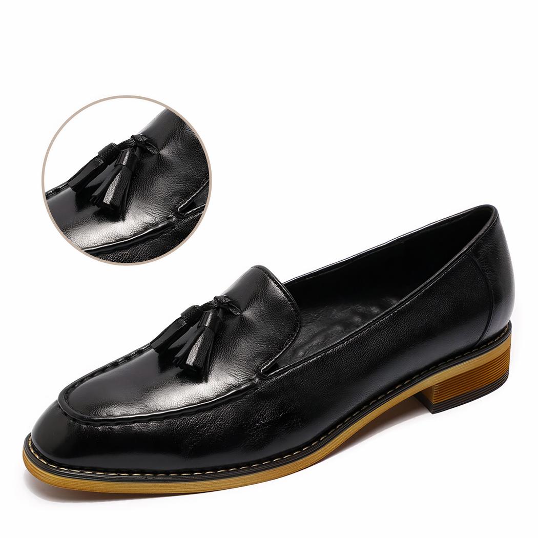 Platte loafers met kwastjes van glanzend echt leer voor dames