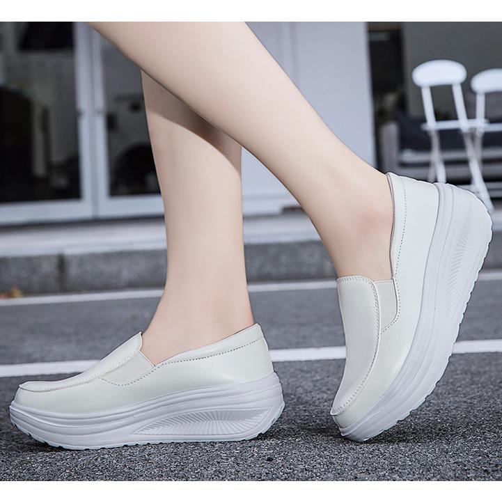 Orthopedische leren loafers met plateauzool