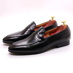 Penny loafer voor heren in gepatineerd leer, Zwart