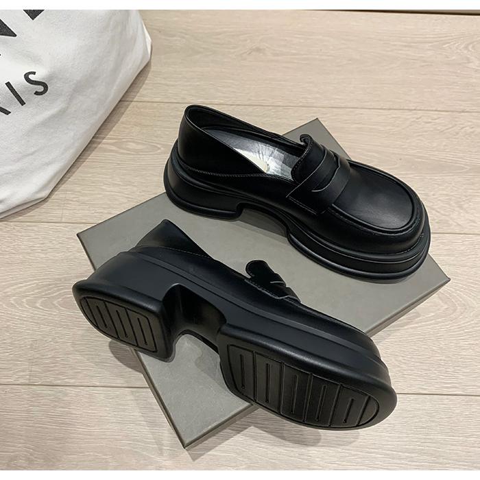 Plateau loafers in schoolmeisjes-stijl voor dames