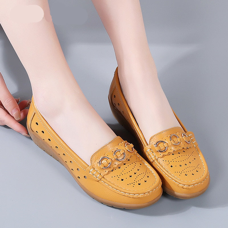 Sleehakken loafers met gouden gesp details voor dames