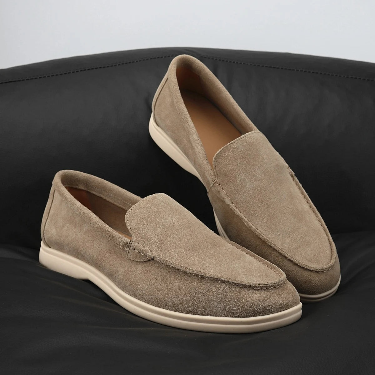 Soepele suède herenloafers in taupe met lichte zool - taupe, foto 6