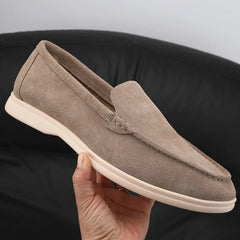 Soepele suède herenloafers in taupe met lichte zool, Taupe
