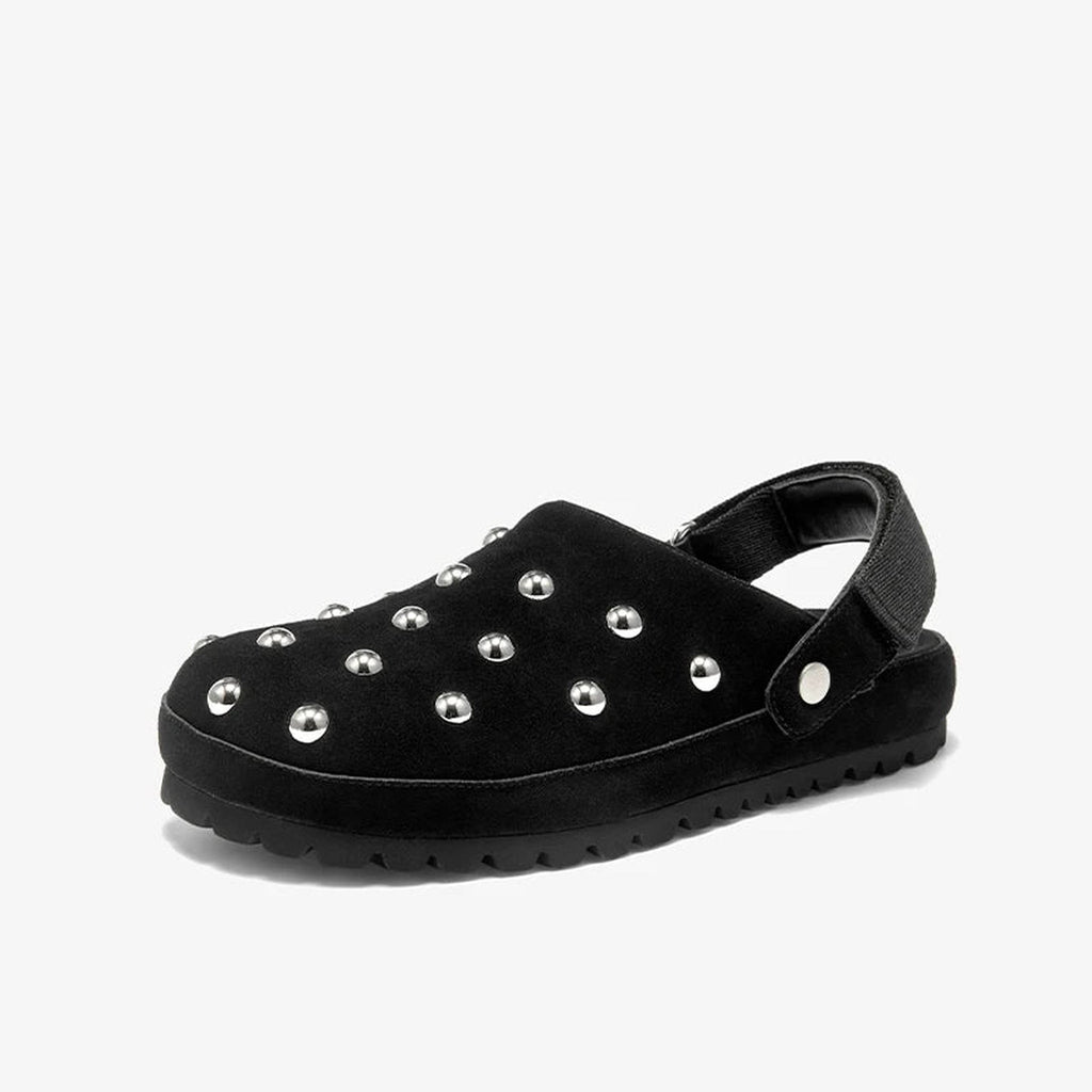 Suède damesclogs met studs in camel, voorkant