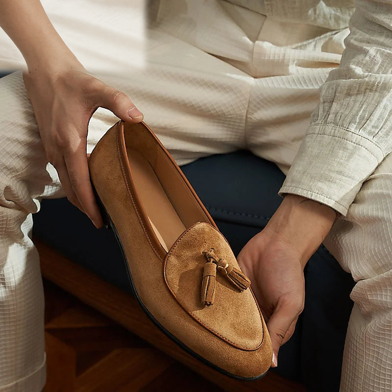 Suède heren loafers met kwastjes en slanke puntneus - zwart, foto 6
