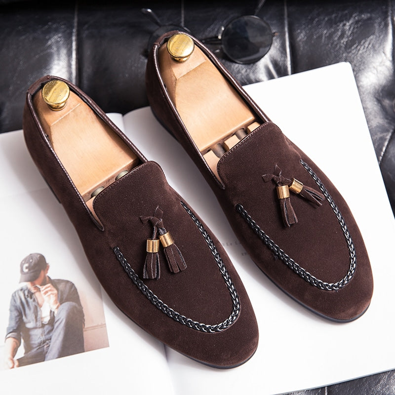 Suède loafers met kwastjes en leren torsade