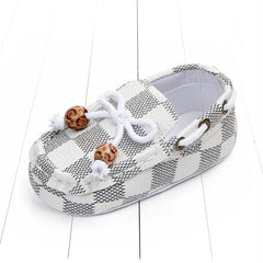 Trendy geruite loafers met decoratieve parels voor baby, Wit