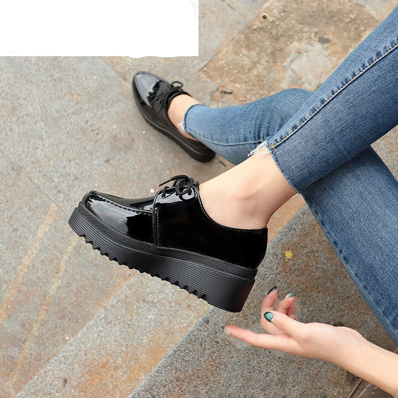 Loafer met veters en dikke zolen voor dames