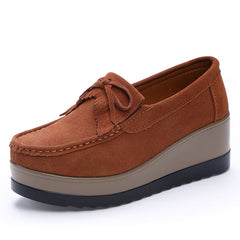 Compensé mocassins met franjes in suédine voor dames, Bruin