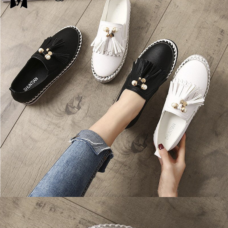 Soepele loafers met kwastjes en trendy details voor dames