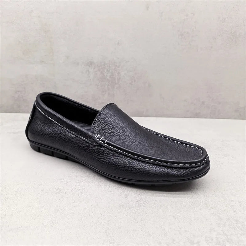 Zwarte instap mocassins voor heren met witte stiksels, zool