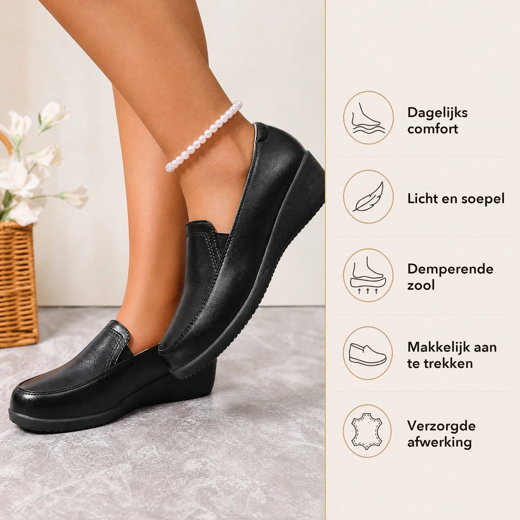 Zwarte sleehak mocassins voor dames, achterkant
